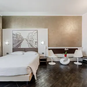 https://hotel-milano-navigli.italymilanhotels.net